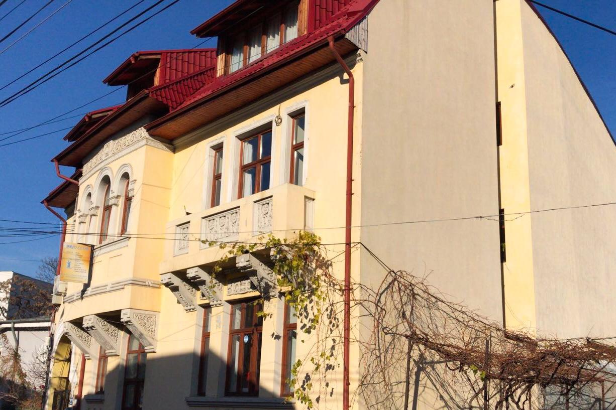 Cozy Flat In Villa Near Old Town Букурещ Екстериор снимка